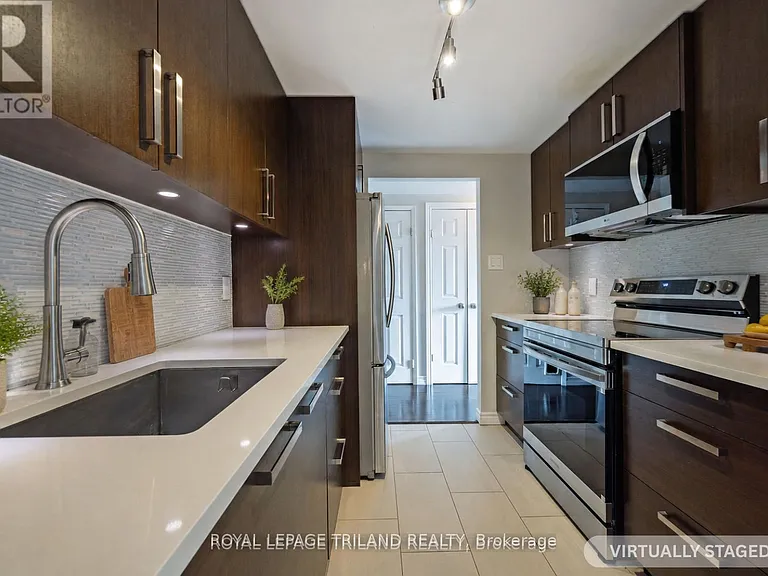 155 Kent St #606 — Photo 12