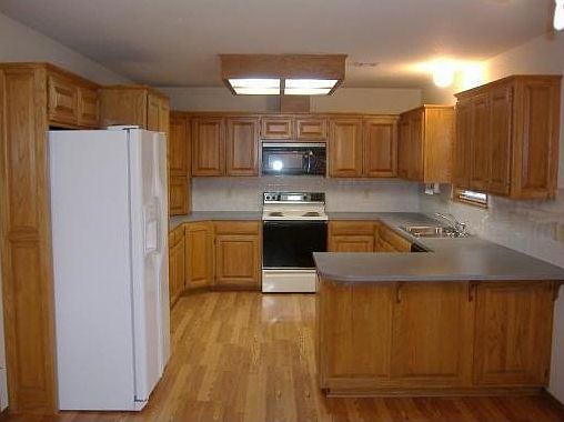2nd image of 1827 S 24th St