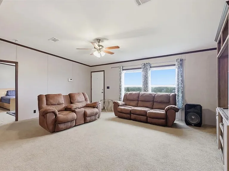 4196 Longneck Rd — Photo 13