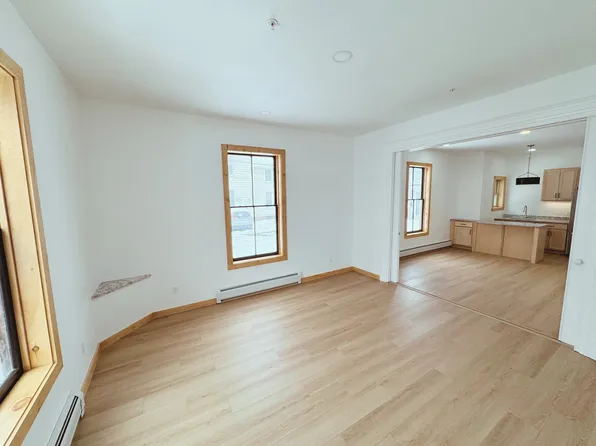 24 Grant St, Burlington, VT