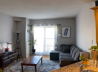 135 James St S #315A, Hamilton, ON L8P2Z6