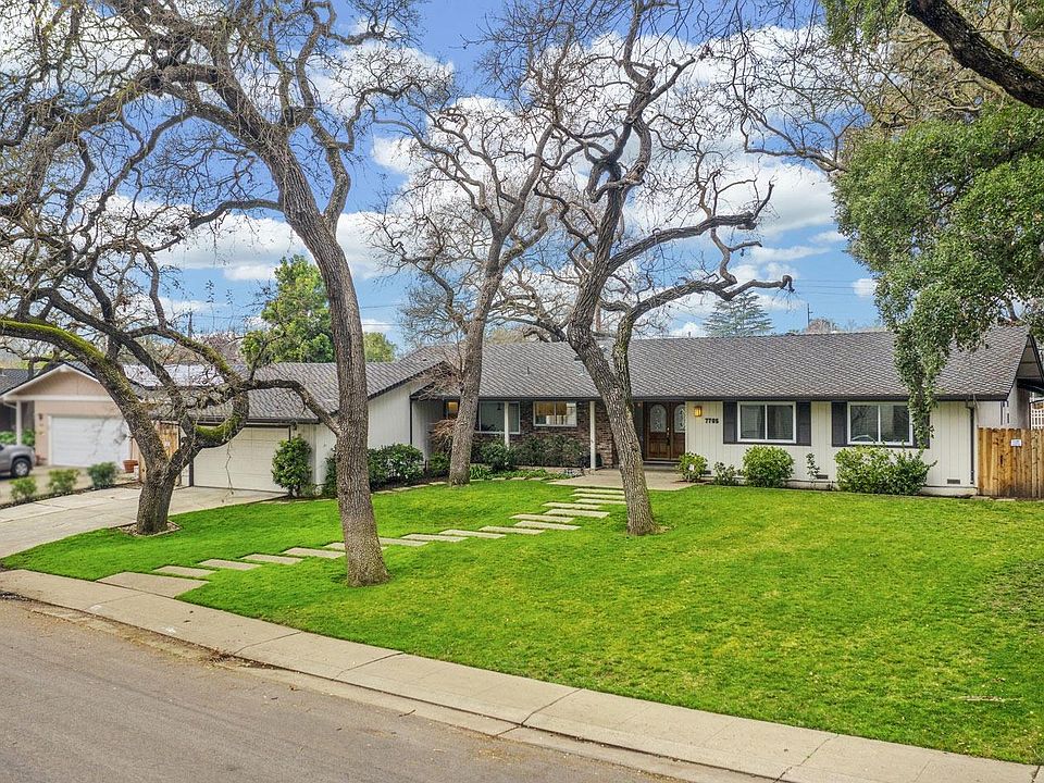 1st image of 7705 Park Woods Dr