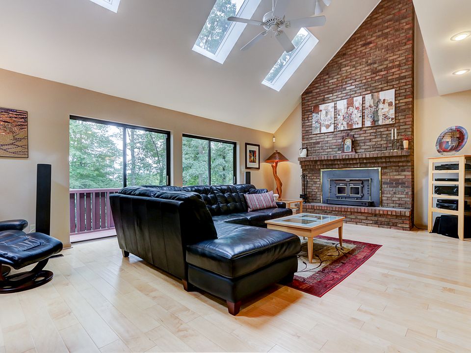 1st image of 4016 Sam Cooper Ln