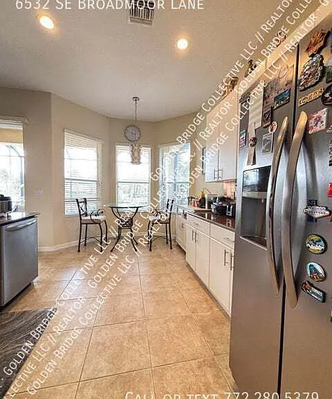 6532 SE Broadmoor Ln — Photo 2