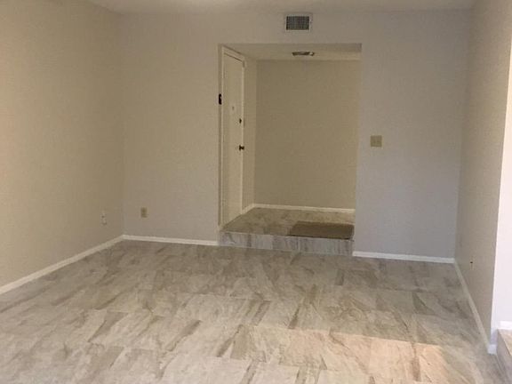 2nd image of 200 Maitland Ave APT 121
