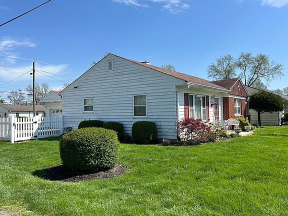 4th image of 2759 Sangster Ave