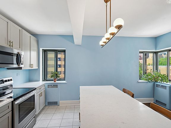 5th image of 5052 N Marine Dr APT C5