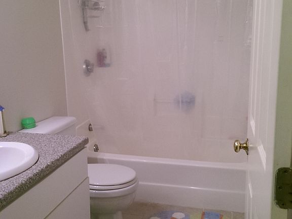 2nd floor full bath