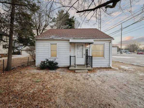1510 Highridge St, Monroe, MI 48162