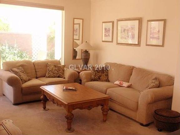 4th image of 4886 Regalo Bello St