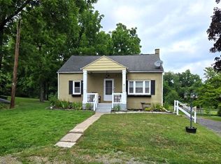5111 Spruce Rd, Emmaus, PA 18049