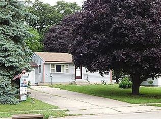 815 N 8th St, Clear Lake, IA 50428
