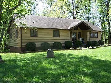 2nd image of 2202 Beaverbrook Dr