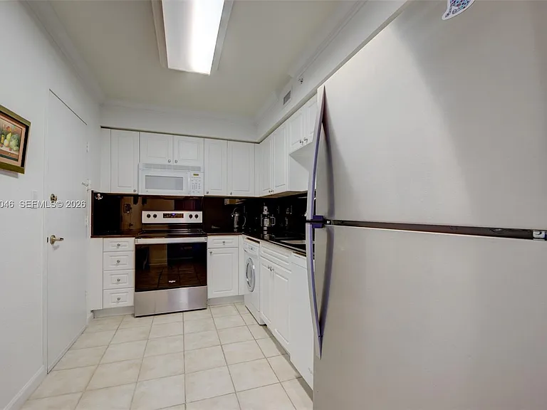 2501 S Ocean Dr #828 — Photo 32