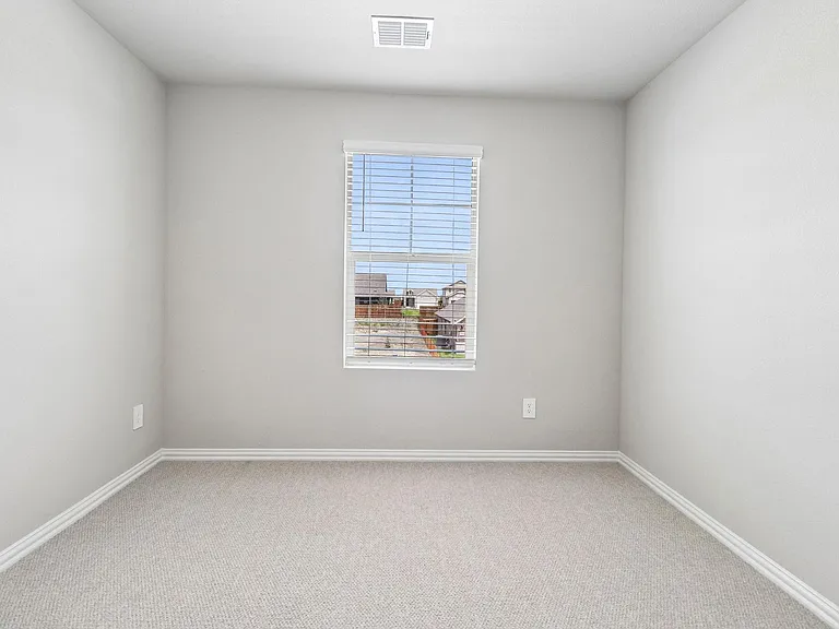 6206 Castamere Dr — Photo 37