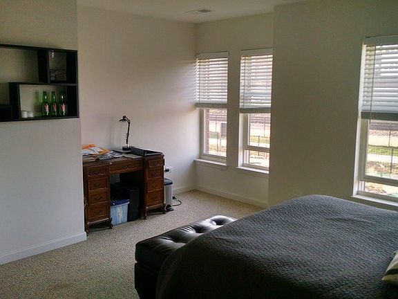 4th image of 255 E Liberty Dr APT 303