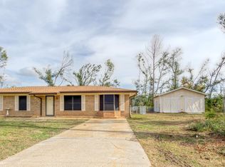 9722 Bear St, Youngstown, FL 32466