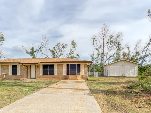 9722 Bear St, Youngstown, FL 32466