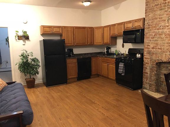 3rd image of 32 Jewett Ave #1B