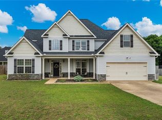 7 Blackfoot Cir, Fort Mitchell, AL 36856