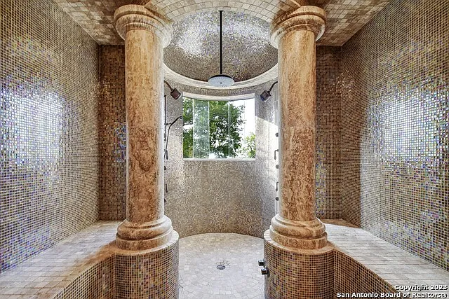 202 Waterstone Pkwy — Photo 27