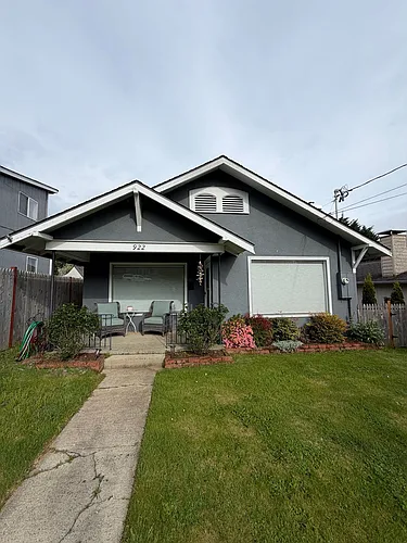 922 S 10th St Photo 1 922 S 10th St Photo 1