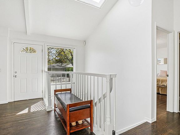 4th image of 2515 Juniper Ave
