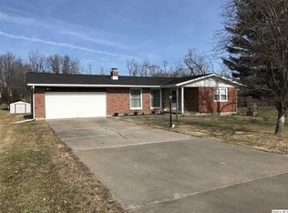 5335 Locust St, Quincy, IL 62305