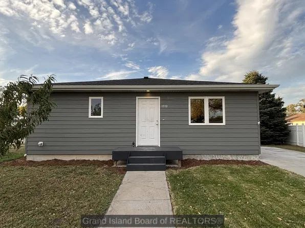 1010 E 9th St, Grand Island, NE 68801