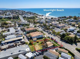 107 3rd St #15, Encinitas, CA 92024
