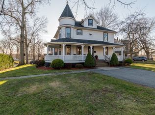 38 Winsor St, Ludlow, MA 01056