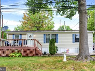 1 Rovak Dr, Middletown, PA 17057