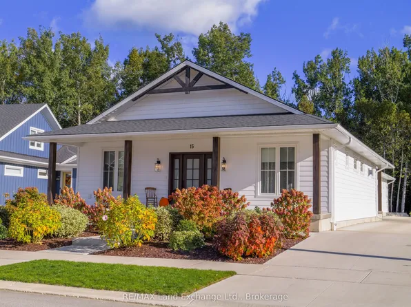 15 Lakeforest Dr, Saugeen Shores, ON N0H 2L0
