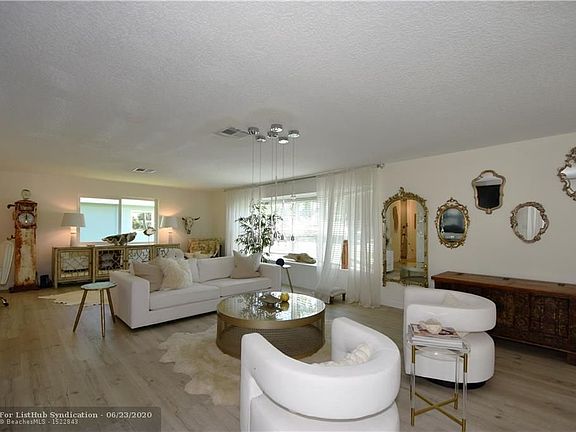 5th image of 5761 NE 15th Ave