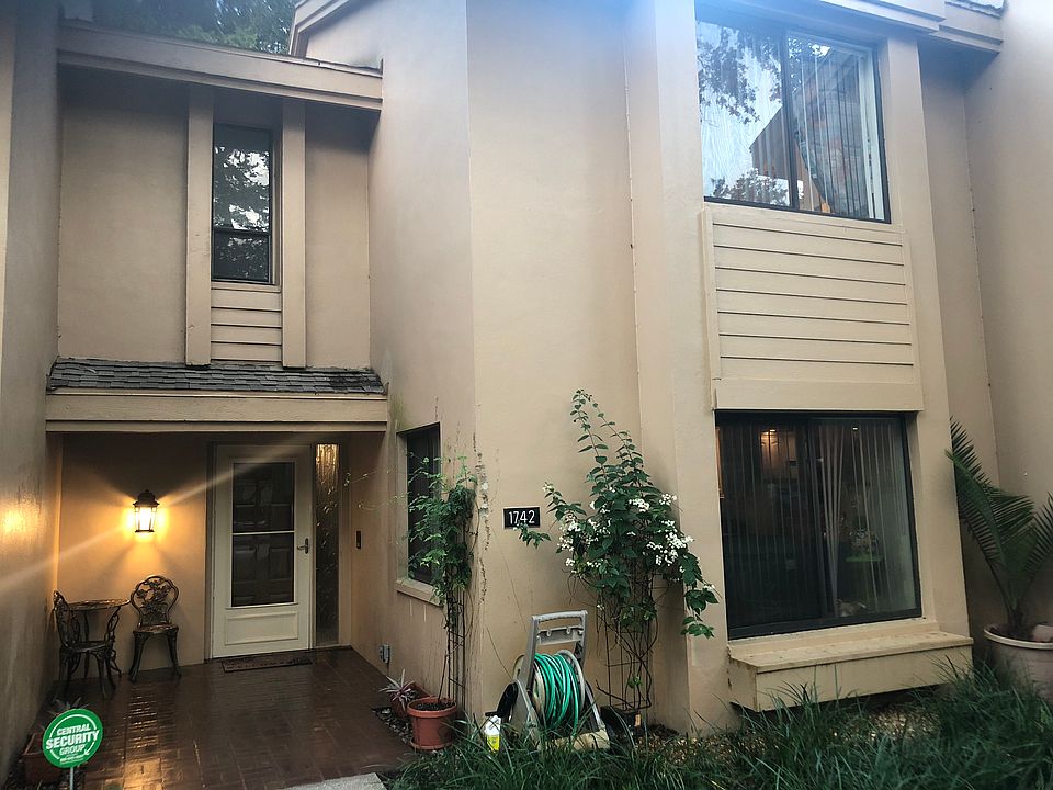 1st image of 1742 Lake Cypress Dr