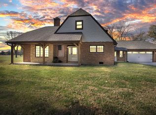 2135 Clover Leaf School Rd, Belleville, IL 62223