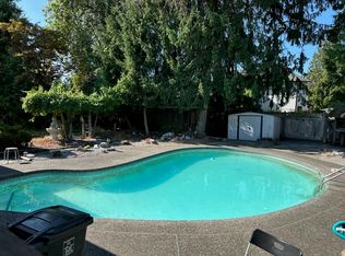 19435 Park Rd, Pitt Meadows, BC V3Y1C8