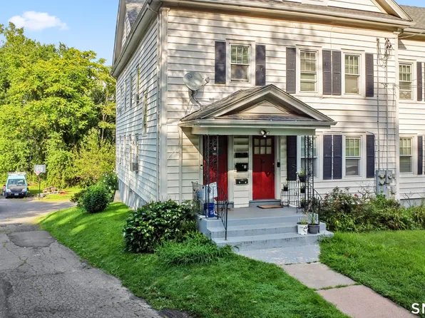 480-482 Hartford Avenue, Wethersfield, CT 06109