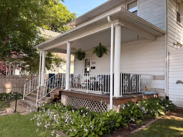 2253 Mount Carmel Ave, Glenside, PA 19038
