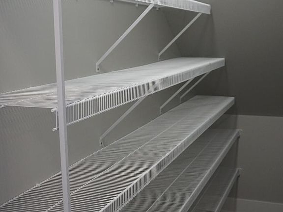 Walk-in Kitchen Pantry