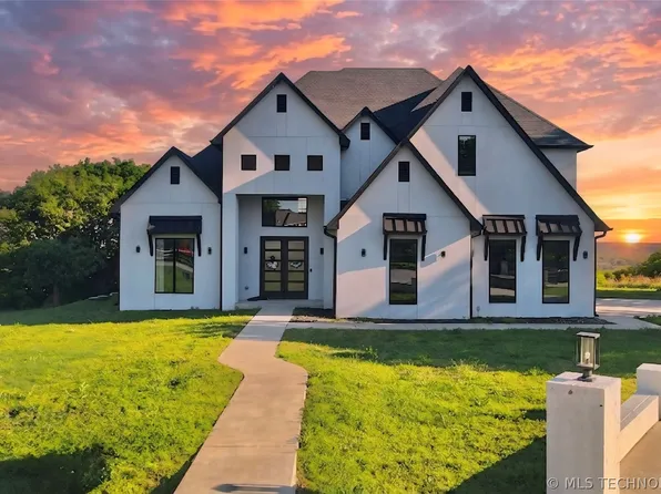 6321 S Ridgeview Rd, Owasso, OK 74055