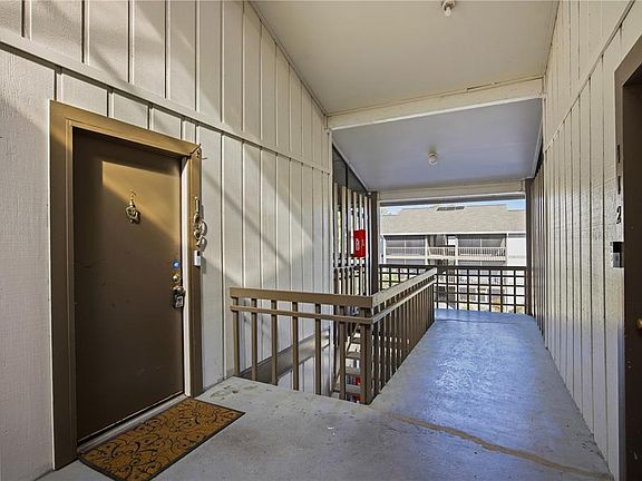 3rd image of 6519 W Newberry Rd #109