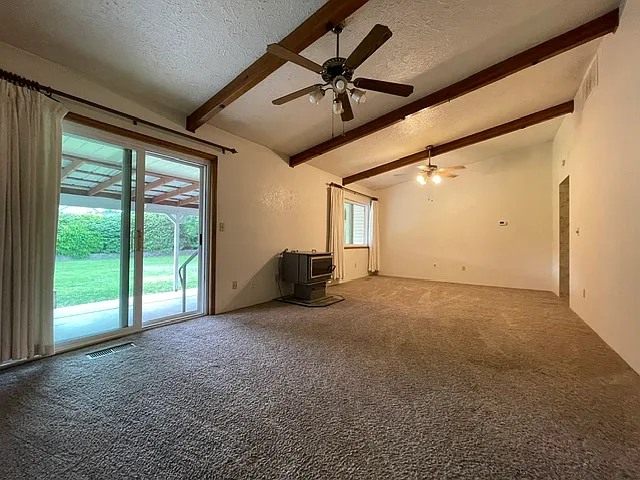14901 Eagle Dr — Photo 11