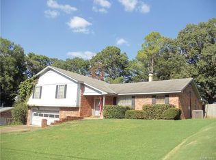 313 Davors Dr, Montgomery, AL 36109