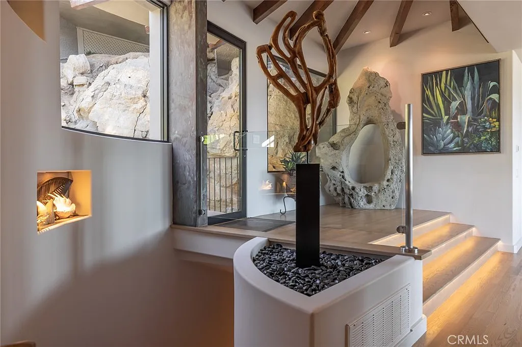 4 bed, 7.0 bath, 3761 sqft, $30,000 — Photo 4