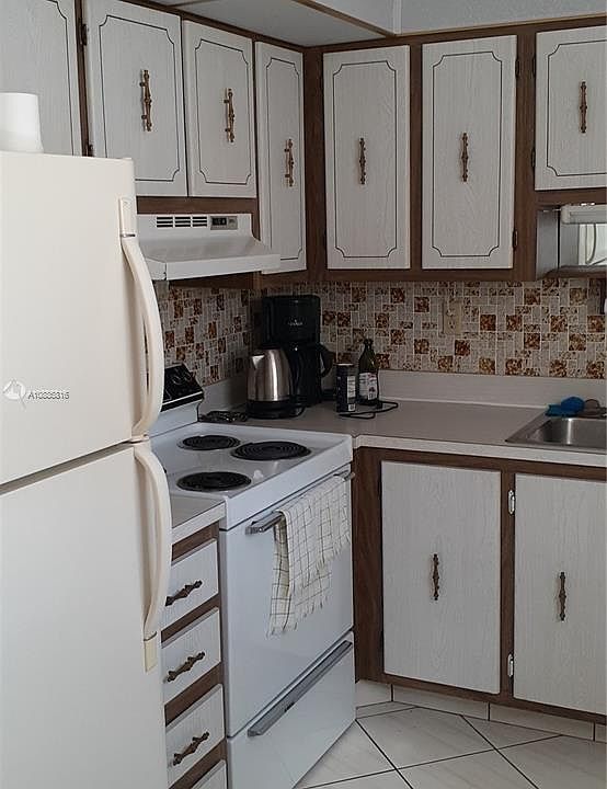 1st image of 380 Burgundy Ave #H