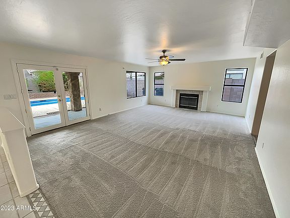 3rd image of 3180 S VISTA Drive