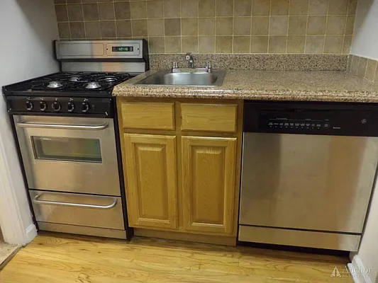 Rented by Anchor Associates | media 14