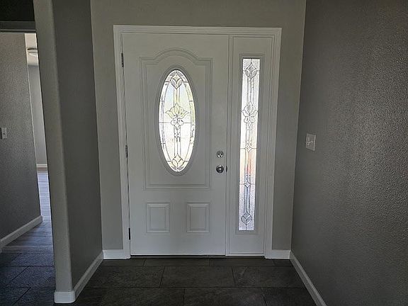 3rd image of 2405 Cushing Ave