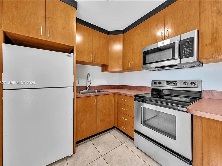 707 S 19th Ave #9 — Photo 10